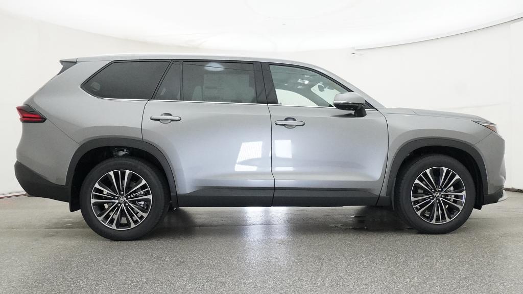 New 2026 Toyota Grand Highlander Hybrid SUV