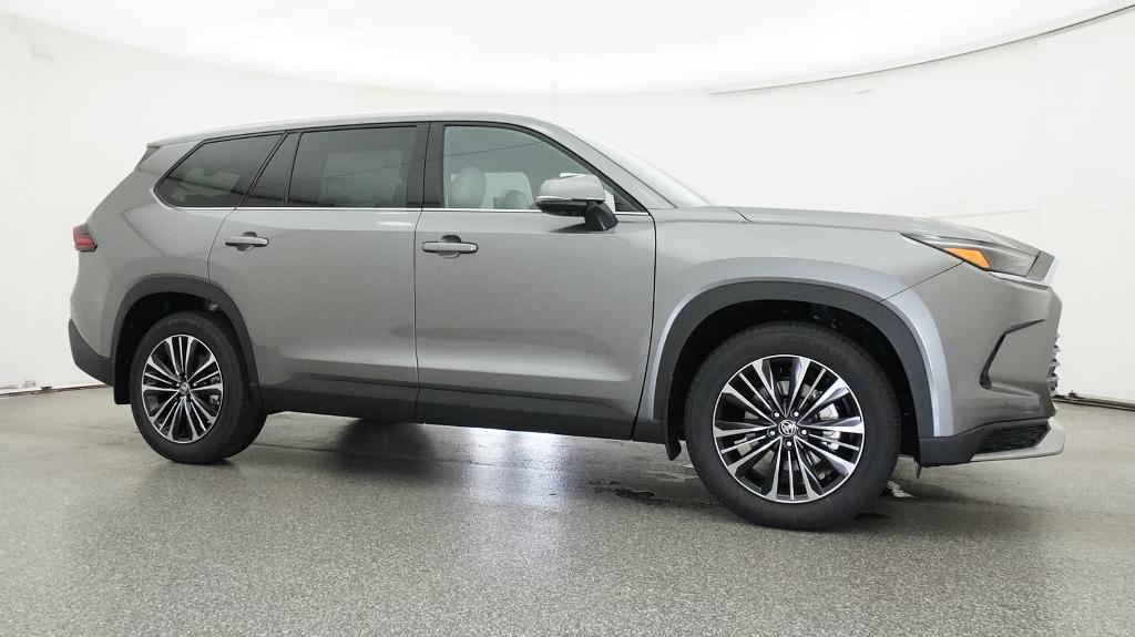 New 2026 Toyota Grand Highlander Hybrid SUV
