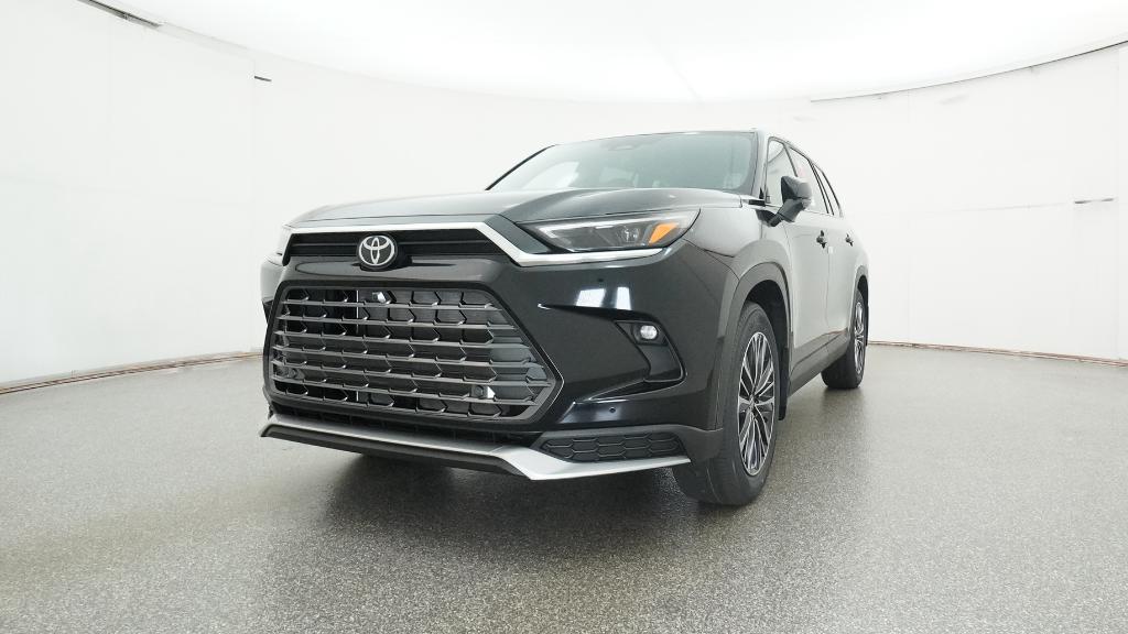 2026 Toyota Grand Highlander Hybrid MAX Platinum photo 4