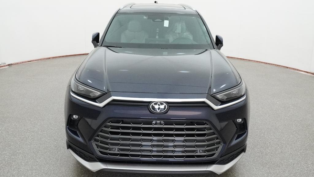 New 2026 Toyota Grand Highlander Hybrid SUV