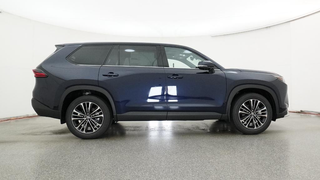 New 2026 Toyota Grand Highlander Hybrid SUV