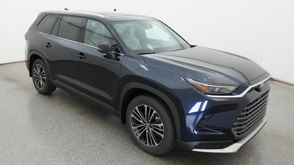 New 2026 Toyota Grand Highlander Hybrid SUV