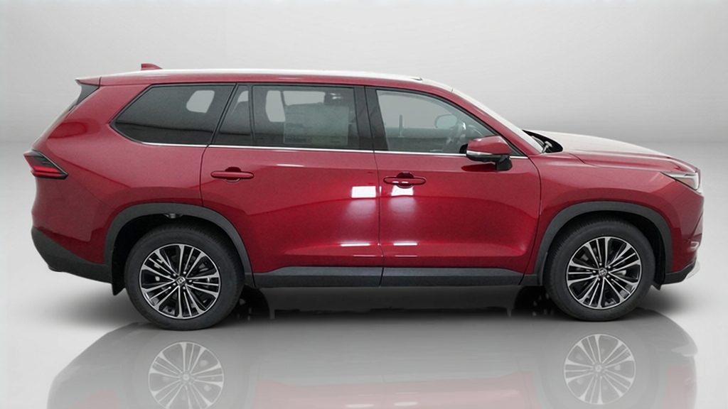 New 2026 Toyota Grand Highlander Hybrid SUV