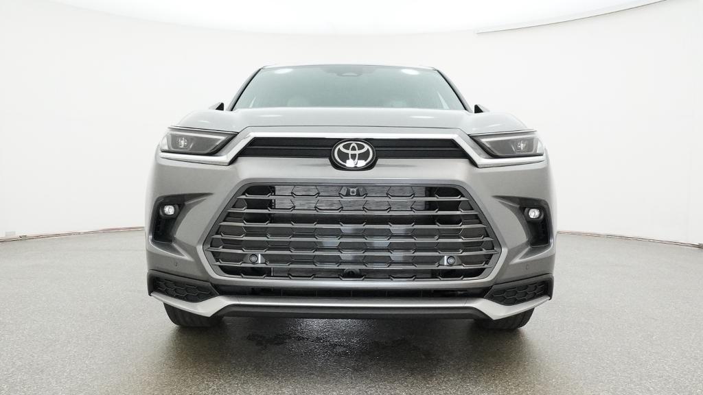 New 2026 Toyota Grand Highlander Hybrid SUV