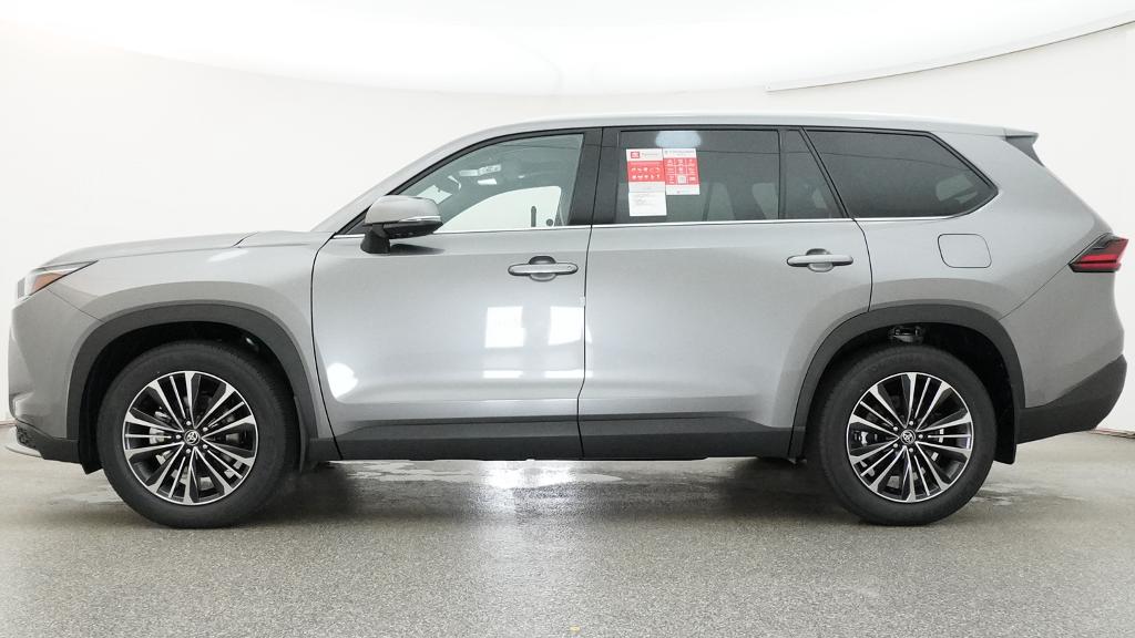 New 2026 Toyota Grand Highlander Hybrid SUV