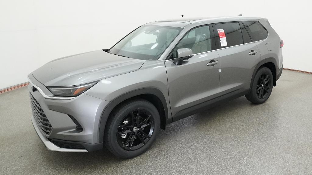 2026 Toyota Grand Highlander Hybrid MAX Platinum AWD's photo