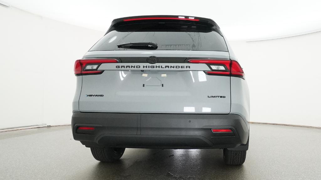 New 2026 Toyota Grand Highlander Hybrid SUV