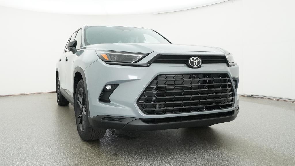New 2026 Toyota Grand Highlander Hybrid SUV