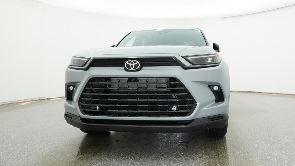 New 2026 Toyota Grand Highlander Hybrid SUV