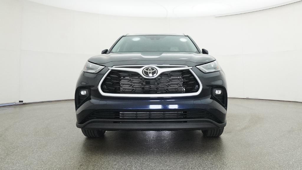 New 2026 Toyota Highlander SUV