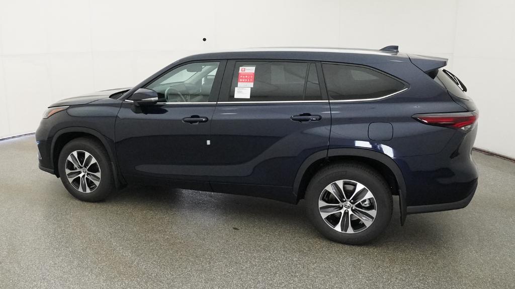 New 2026 Toyota Highlander SUV