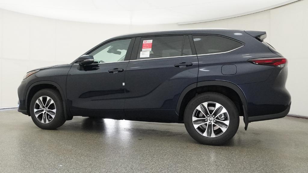 New 2026 Toyota Highlander SUV