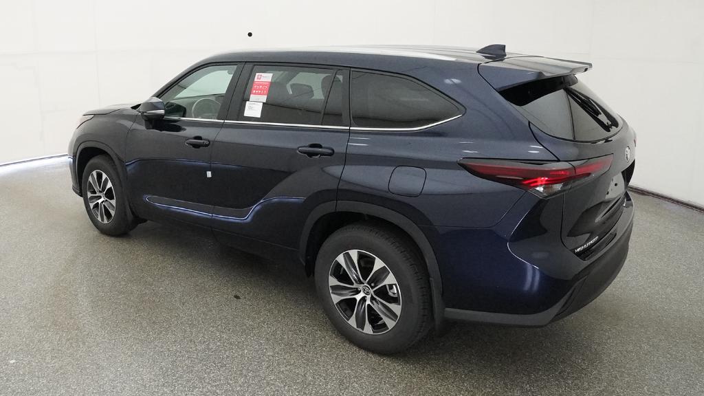New 2026 Toyota Highlander SUV