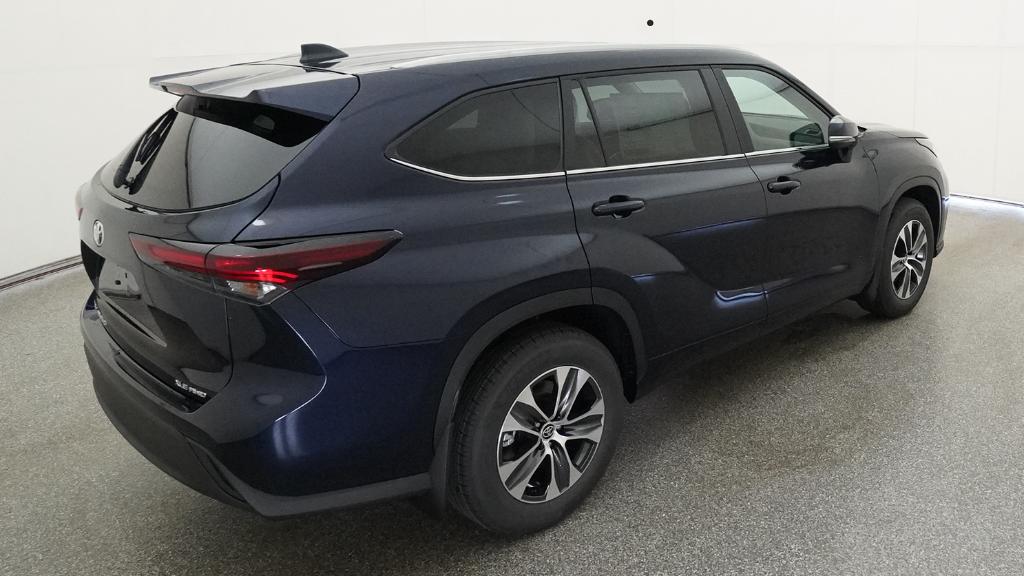 New 2026 Toyota Highlander SUV
