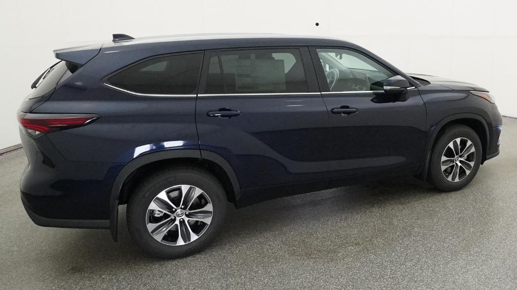 New 2026 Toyota Highlander SUV