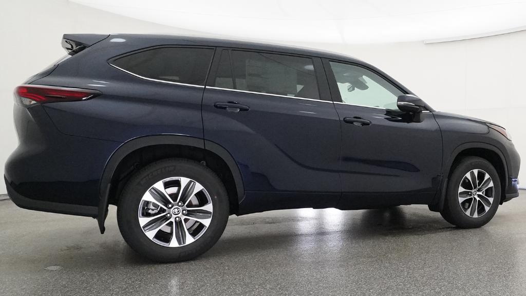 New 2026 Toyota Highlander SUV
