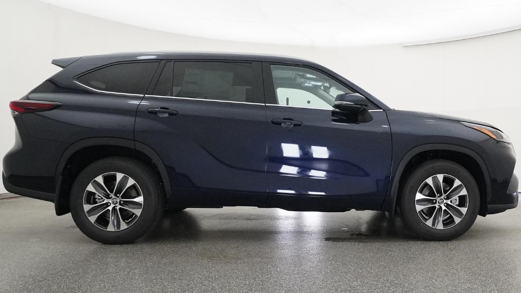 New 2026 Toyota Highlander SUV
