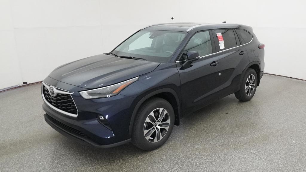 New 2026 Toyota Highlander SUV