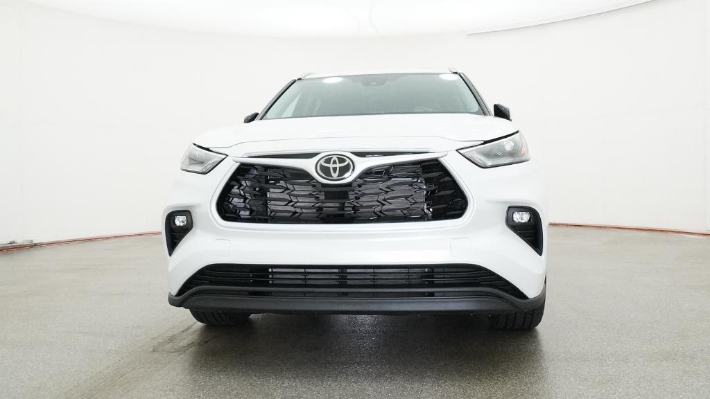 New 2026 Toyota Highlander SUV