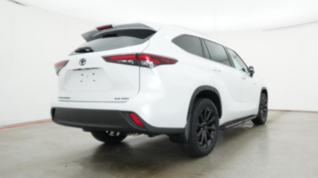 New 2026 Toyota Highlander SUV