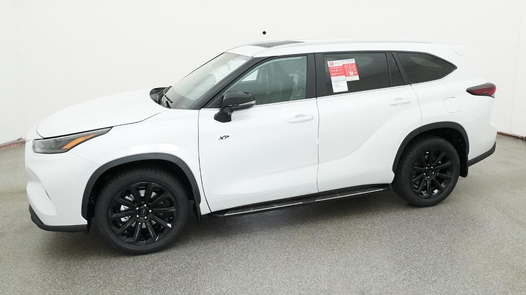 New 2026 Toyota Highlander SUV