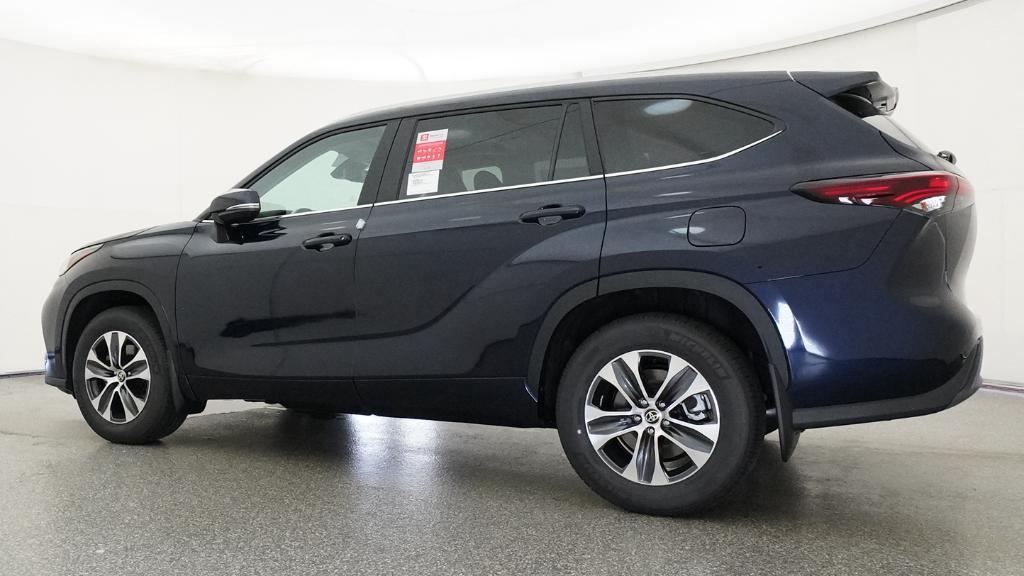 New 2026 Toyota Highlander SUV