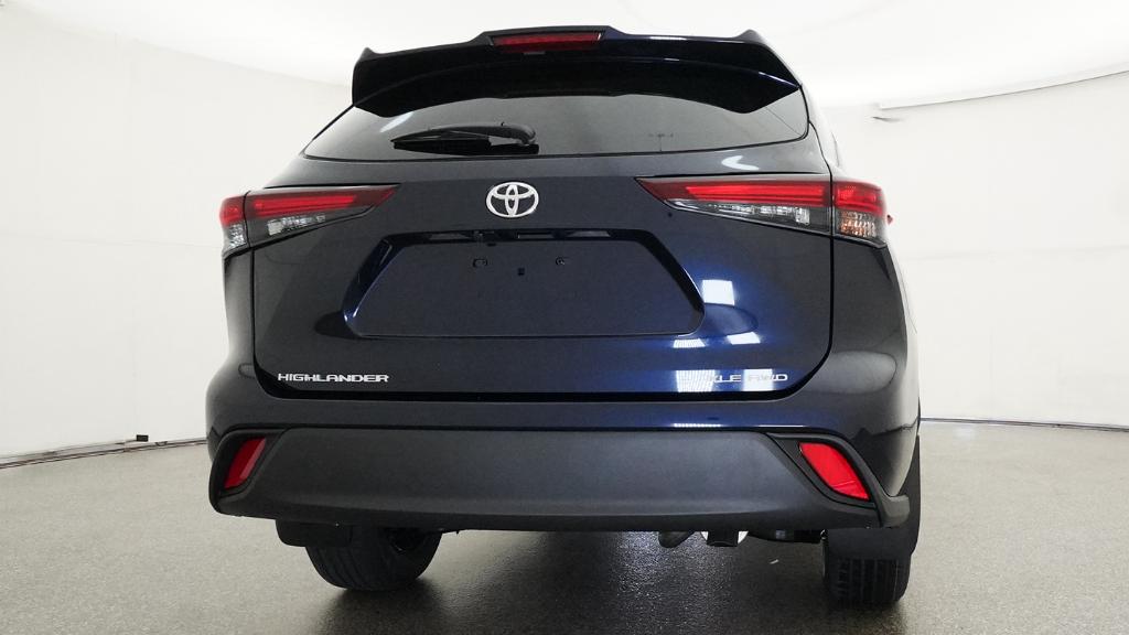 New 2026 Toyota Highlander SUV