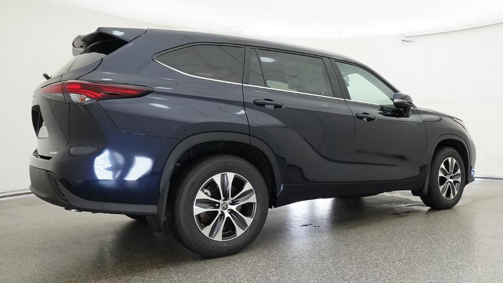 New 2026 Toyota Highlander SUV