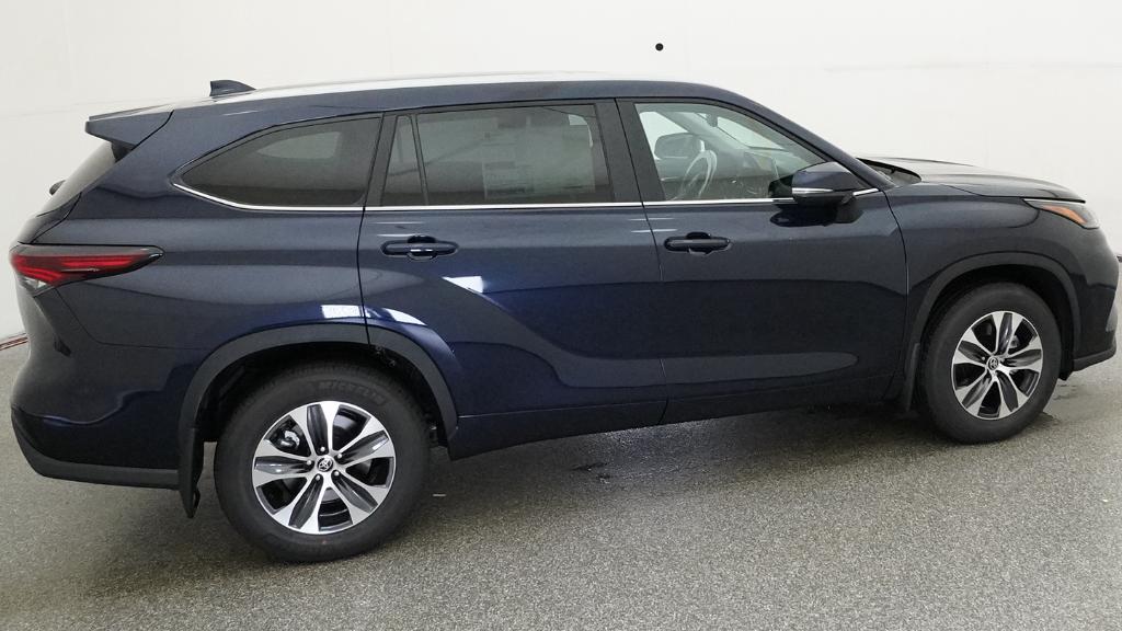 New 2026 Toyota Highlander SUV