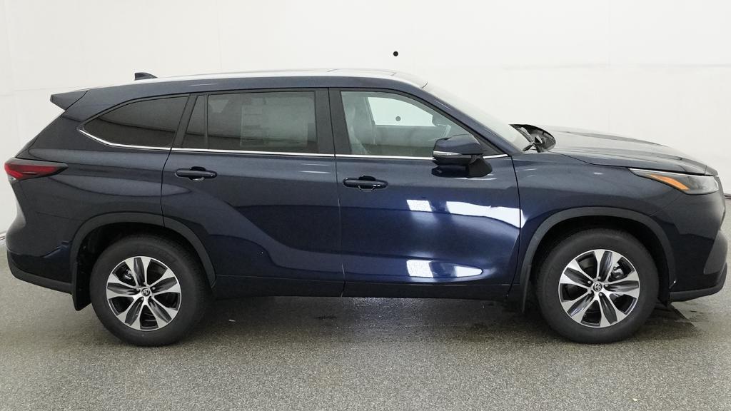 New 2026 Toyota Highlander SUV
