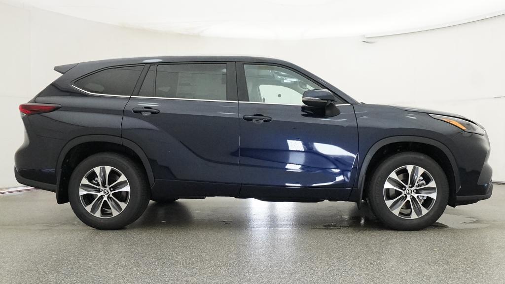 New 2026 Toyota Highlander SUV