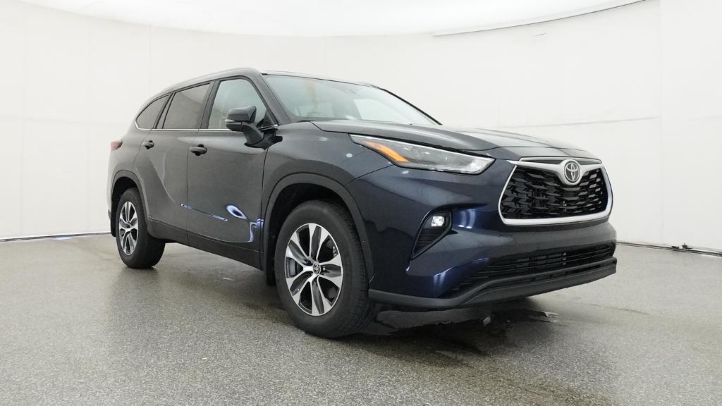 New 2026 Toyota Highlander SUV