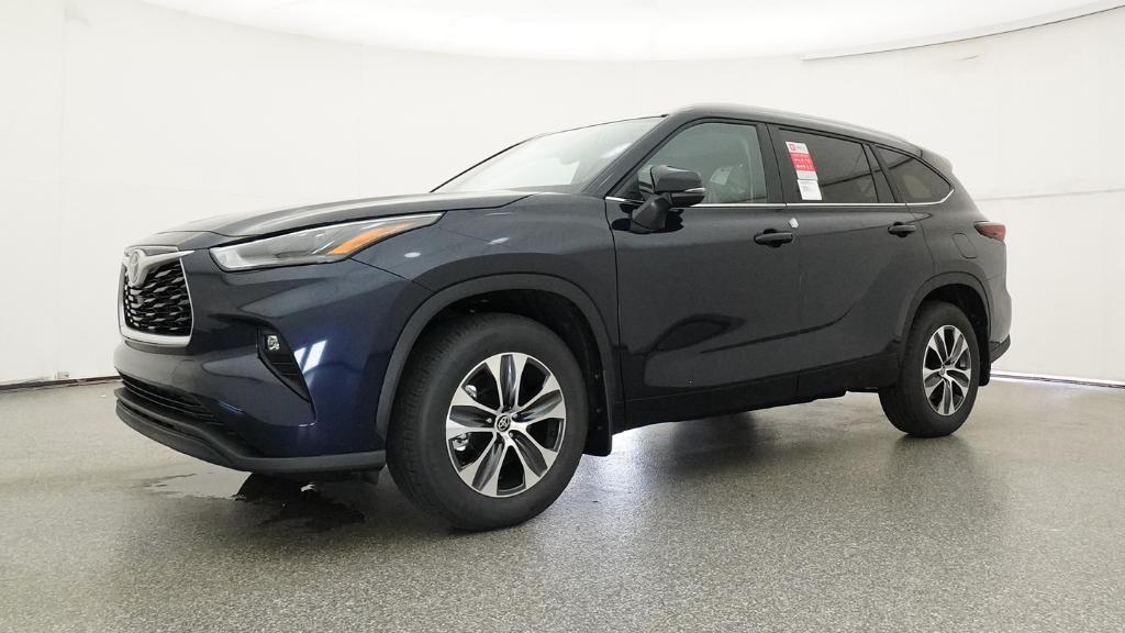 New 2026 Toyota Highlander SUV