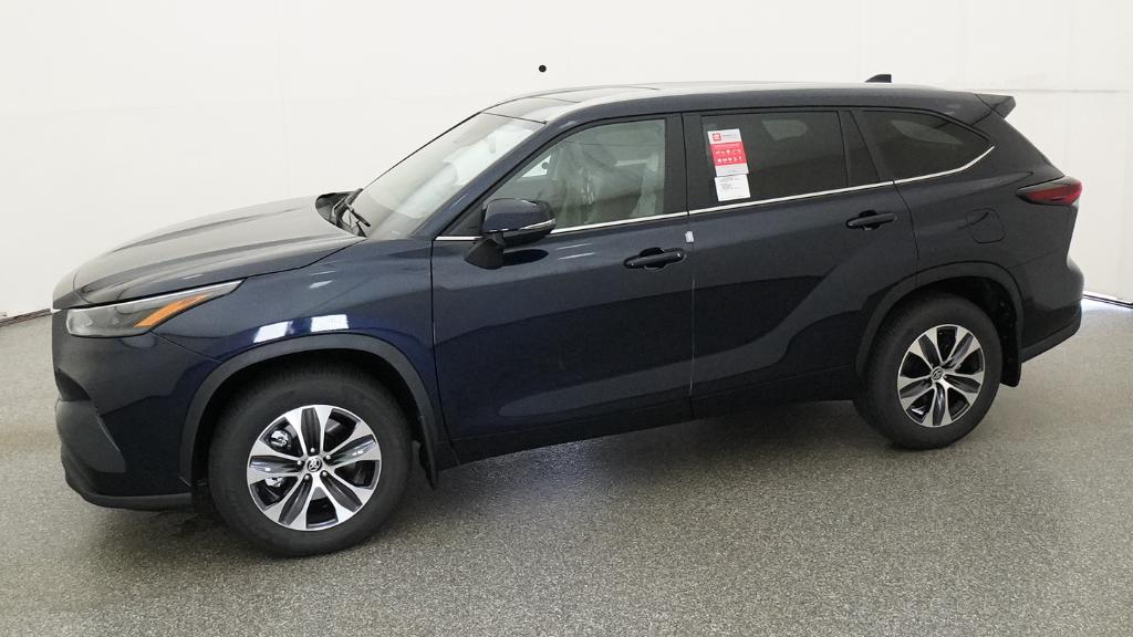 New 2026 Toyota Highlander SUV