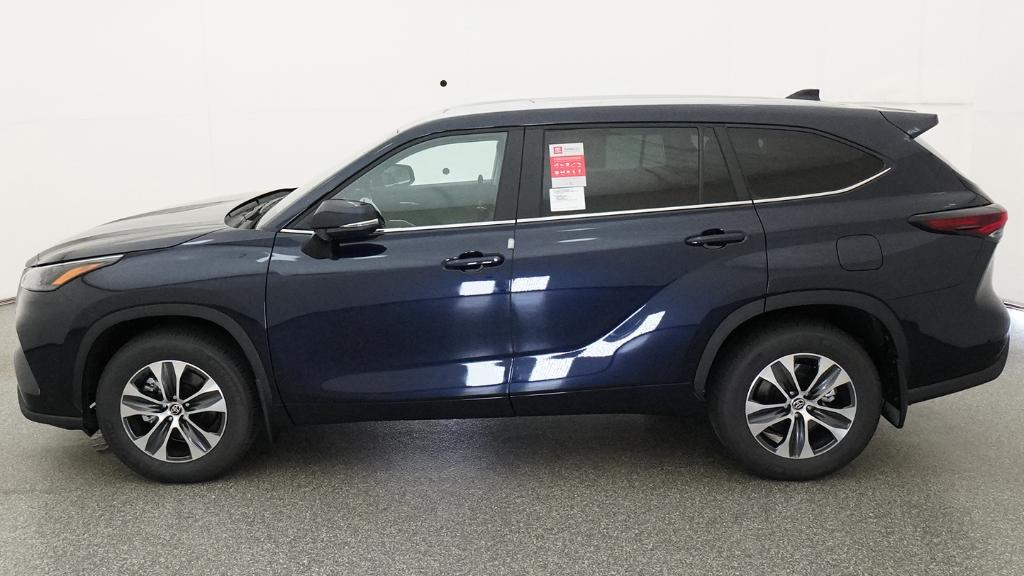 New 2026 Toyota Highlander SUV