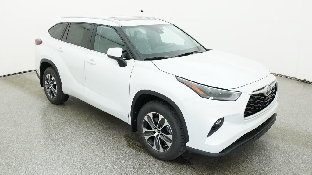 New 2026 Wind Chill Pearl <sup>1</sup> Toyota  XLE image 10