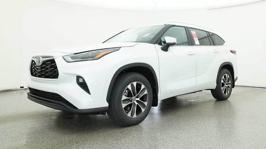 New 2026 Wind Chill Pearl <sup>1</sup> Toyota  XLE image 6