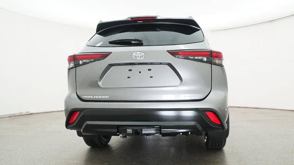 New 2026 Toyota Highlander 4D Sport Utility