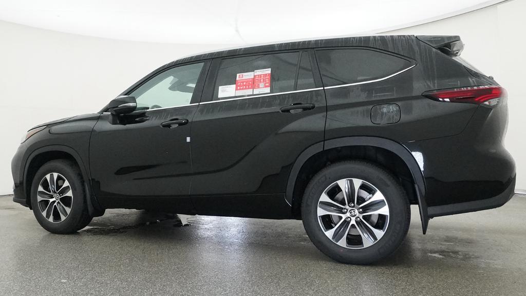 New 2026 Toyota Highlander SUV