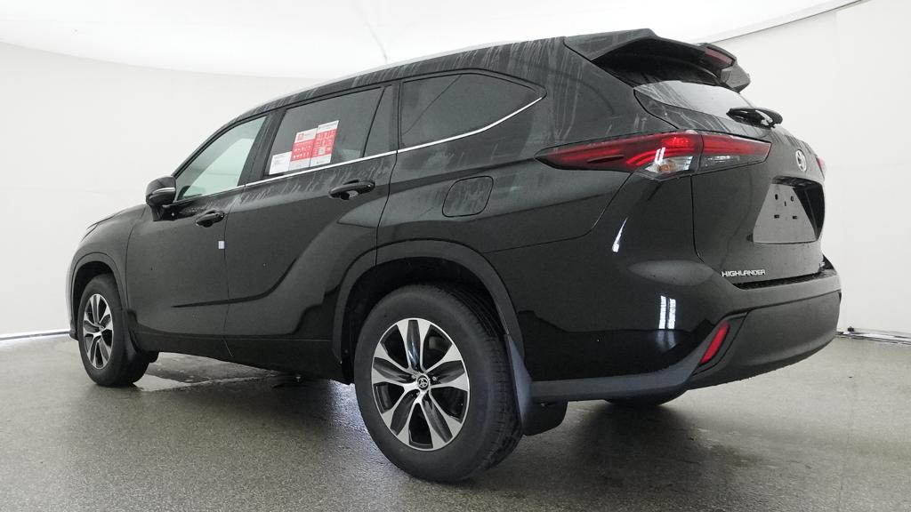 New 2026 Toyota Highlander SUV