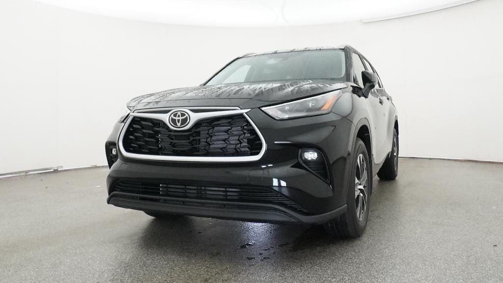 New 2026 Toyota Highlander SUV
