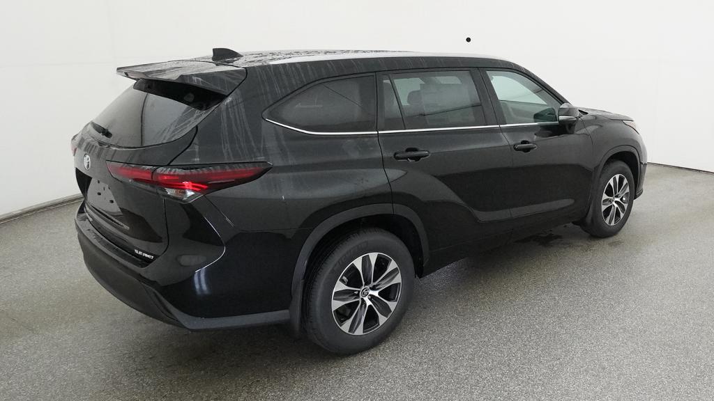 New 2026 Toyota Highlander SUV