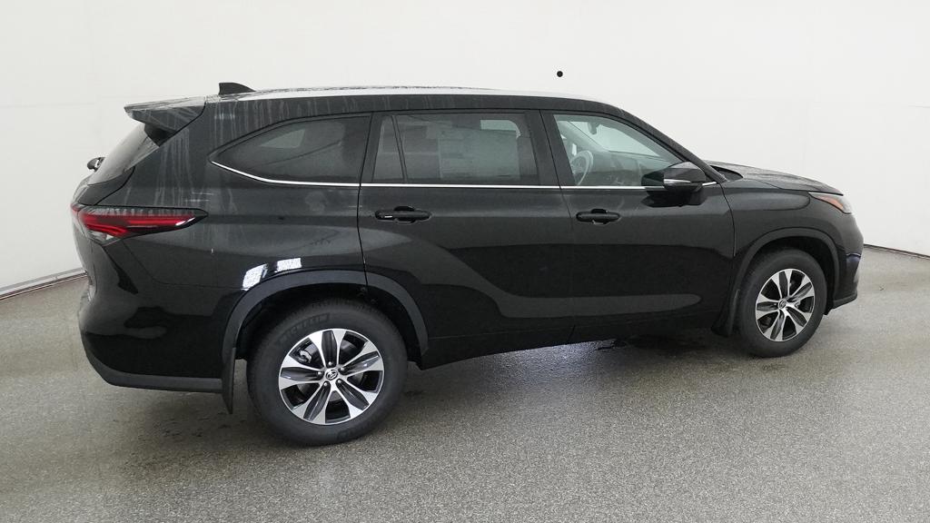 New 2026 Toyota Highlander SUV