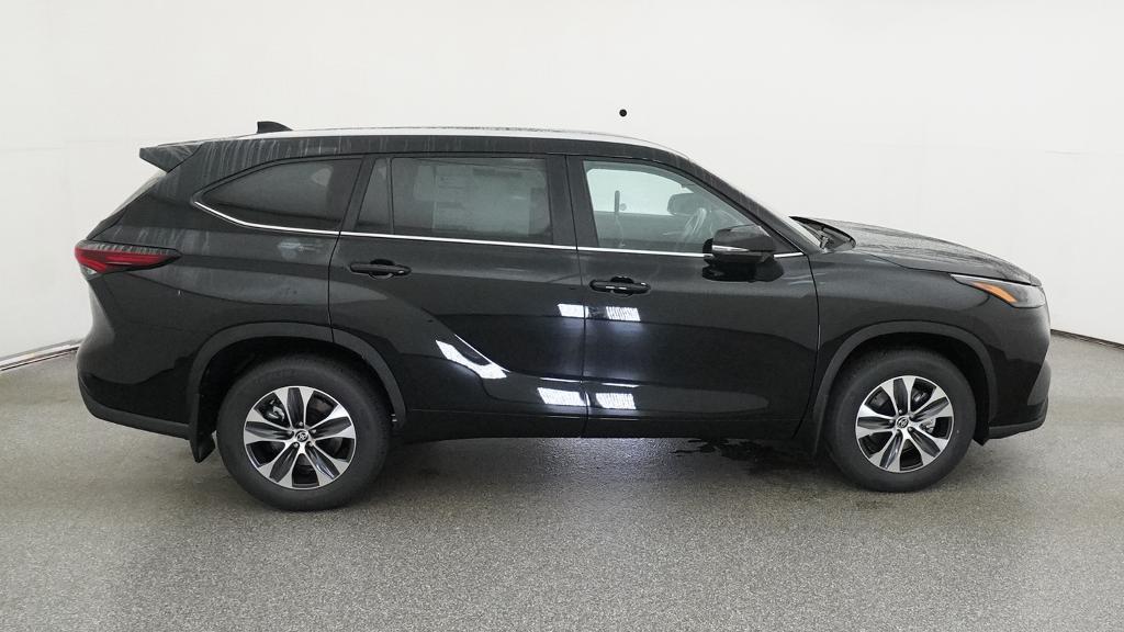 New 2026 Toyota Highlander SUV