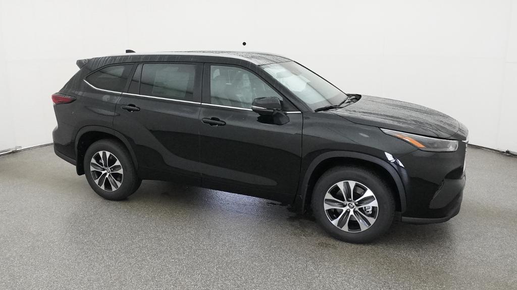 New 2026 Toyota Highlander SUV