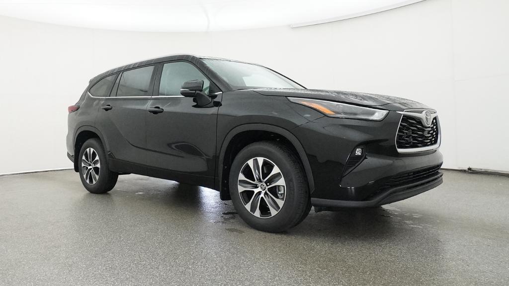 New 2026 Toyota Highlander SUV