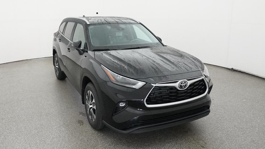 New 2026 Toyota Highlander SUV