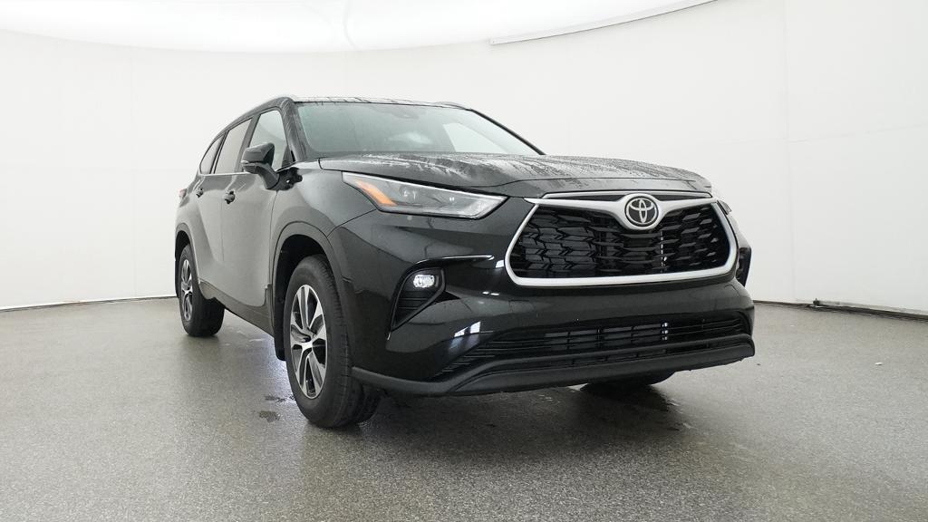 New 2026 Toyota Highlander SUV