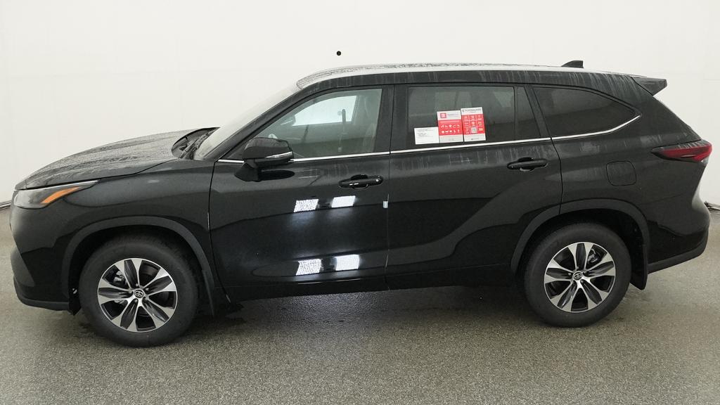 New 2026 Toyota Highlander SUV