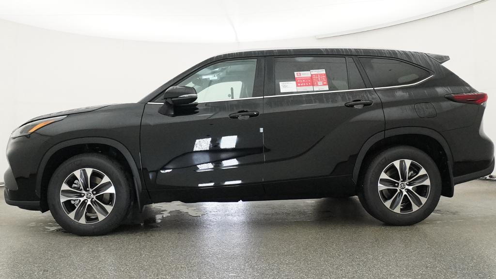New 2026 Toyota Highlander SUV